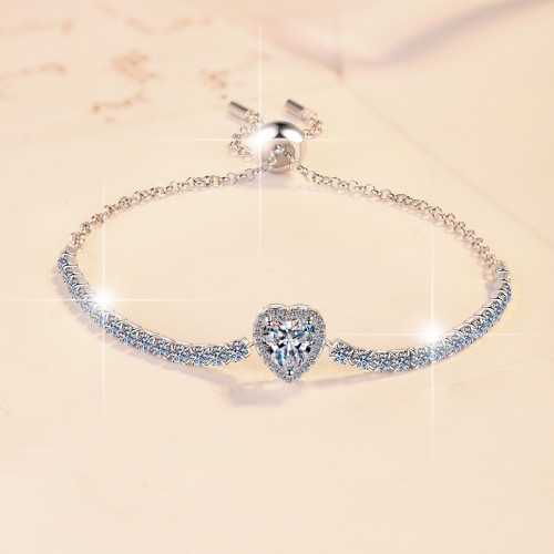 2.0 CT Moissanite Design Heart Cut Bracelet C2024070010 2.0 CT Moissanite Design Heart Cut Bracelet C2024070010